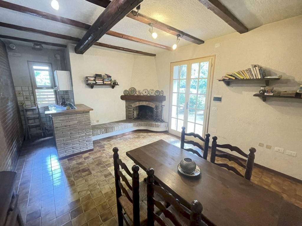 Soggiorno - Quadrilocale viale Italia, Ravenna (zona Porto Corsini) - foto 3