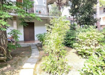 Giardino - Quadrilocale viale Italia, Ravenna (zona Porto Corsini) - foto 22