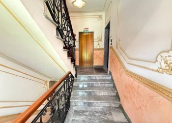 Interno palazzo - Four-room apartment piazza Giuseppe Garibaldi, Pinerolo - photo 26