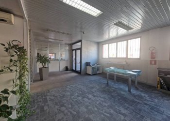 Ufficio - Capannone via John Fitzgerald Kennedy, Caronno Pertusella - foto 2