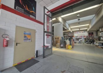 Magazzino - Capannone via John Fitzgerald Kennedy, Caronno Pertusella - foto 8