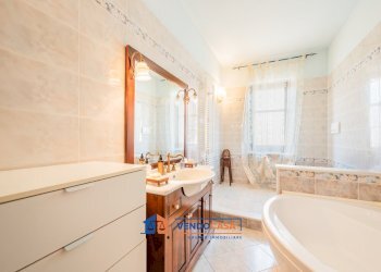 Independent house Bra - photo 18