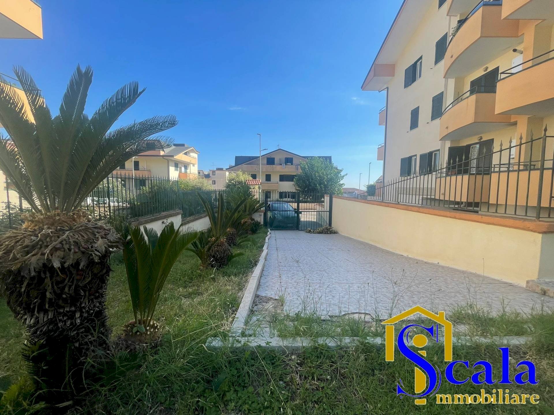 Foto 1 - Quadrilocale VIALE KENNEDY, Vitulazio - foto 1