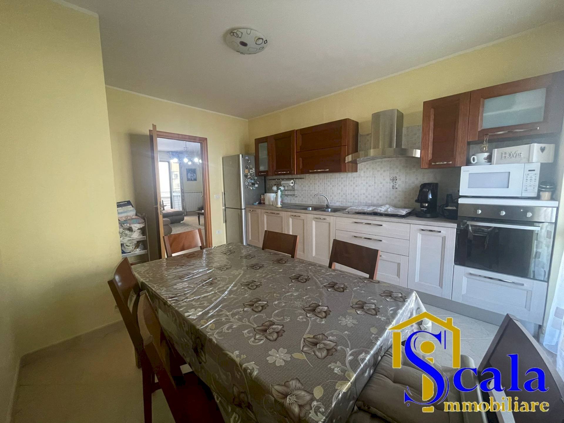 Foto 2 - Quadrilocale VIALE KENNEDY, Vitulazio - foto 2