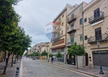 Edificio all\'aperto - Trilocale CORSO UMBERTO I
 
106, Bagheria - foto 15