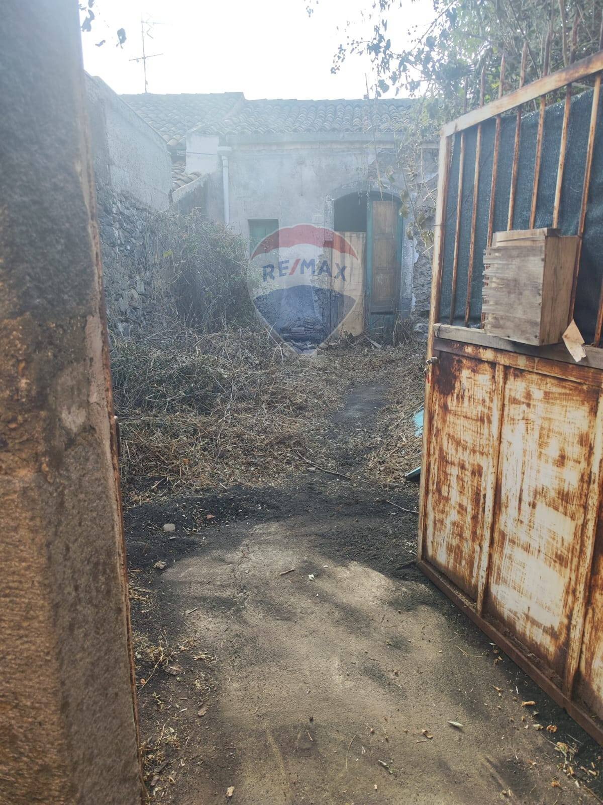 Casa all\'aperto - Independent house Strada 4 Femminamorta
 
40, Riposto - photo 3