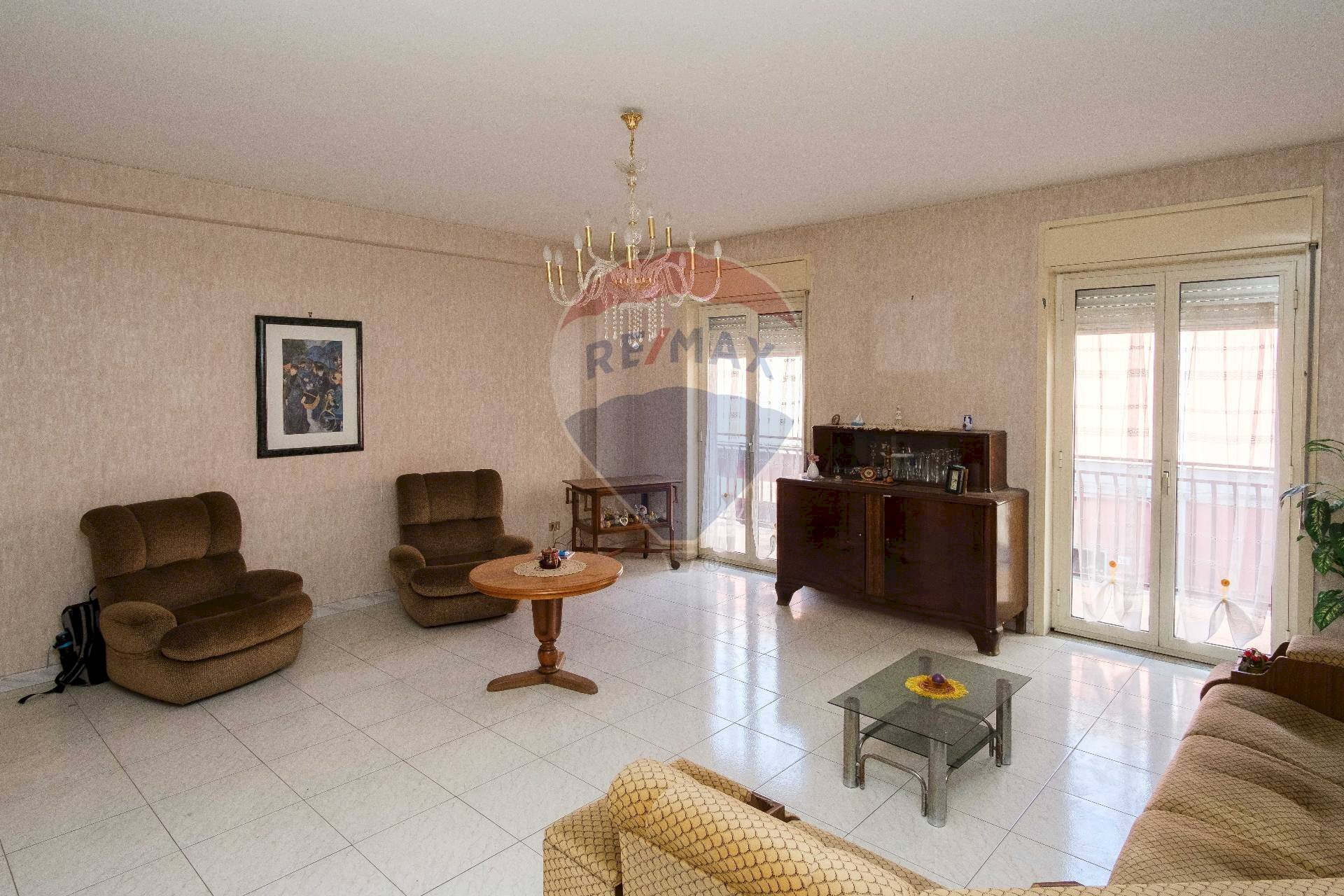 Soggiorno - Appartamento Via Cardinale Saverio De Luca
 
snc, Bronte - foto 2