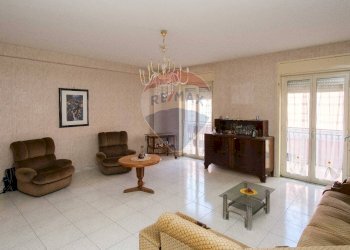 Soggiorno - Appartamento Via Cardinale Saverio De Luca
 
snc, Bronte - foto 2