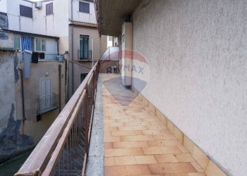 Balcone - Appartamento Via Cardinale Saverio De Luca
 
snc, Bronte - foto 19