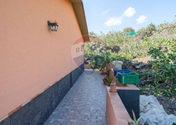 Balcone - Villa Contrada Grottitti
 
snc, Bronte - foto 11