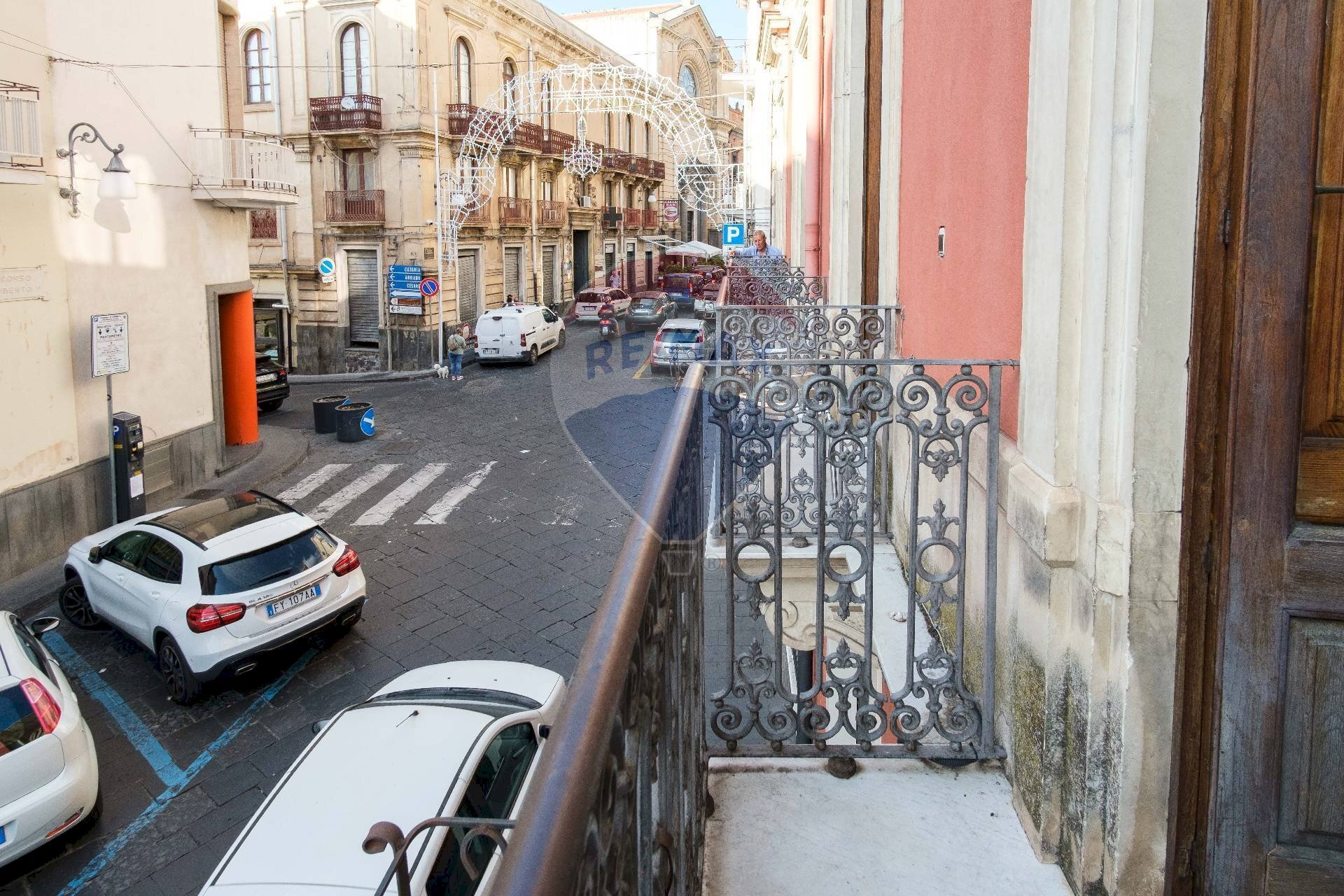 Balcone - Casa semi indipendente Via Umberto
 
222, Bronte - planimetria 1