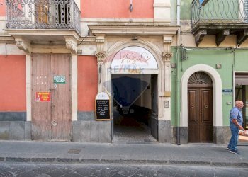 Edificio all\'aperto - Casa semi indipendente Via Umberto
 
222, Bronte - foto 2