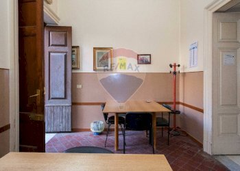 Sala da pranzo - Casa semi indipendente Via Umberto
 
222, Bronte - foto 14