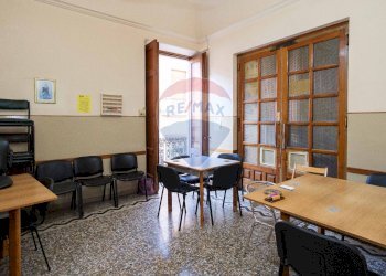 Sala da pranzo - Casa semi indipendente Via Umberto
 
222, Bronte - foto 7