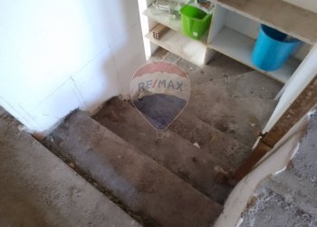 Scale - Casa semi indipendente Via Nazionale Mangano
 
89, Acireale - foto 9