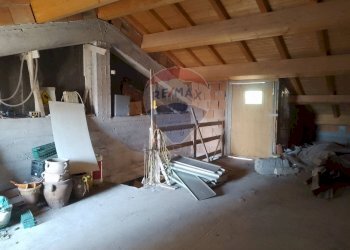 Stanza vuota - Casa semi indipendente Via Nazionale Mangano
 
89, Acireale - foto 17