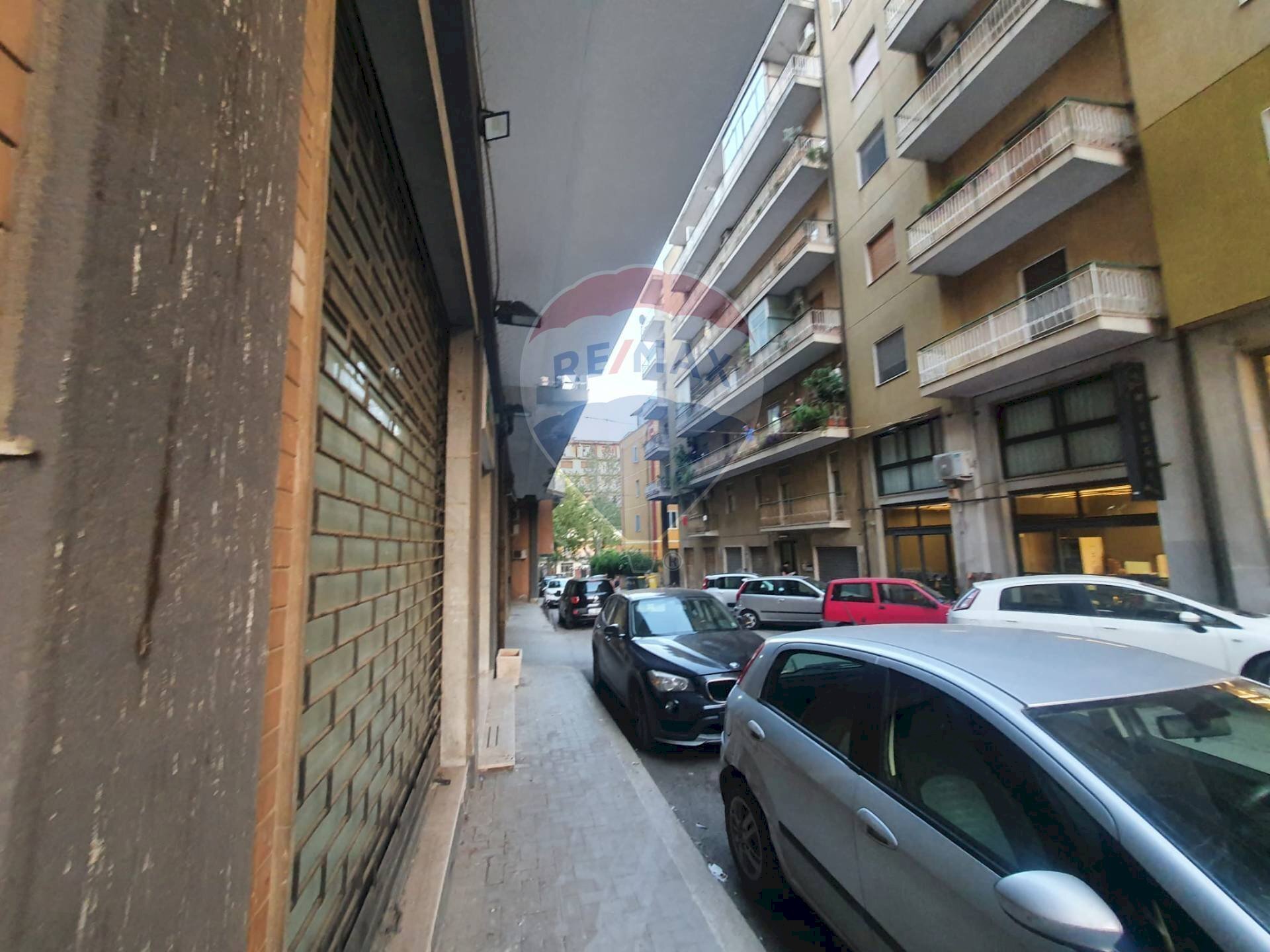 Edificio all\'aperto - Locale Commerciale Via Galileo Galilei/Viale Principe Umberto
 
9, Caltagirone - foto 2