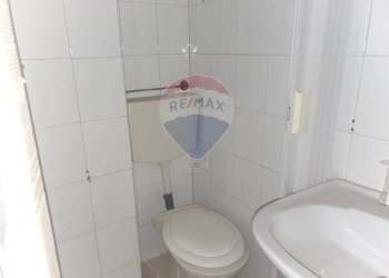 Bagno - Locale Commerciale Via Galileo Galilei/Viale Principe Umberto
 
9, Caltagirone - foto 8