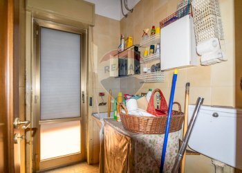 Bagno - Quadrilocale Via Emanuele Bellia
 
116, Paterno - foto 8