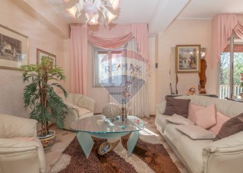 Soggiorno - Appartamento Via Duilio Gaio
 
21, Caltagirone - foto 7