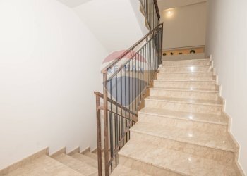 Scale - Appartamento Via Duilio Gaio
 
21, Caltagirone - foto 13