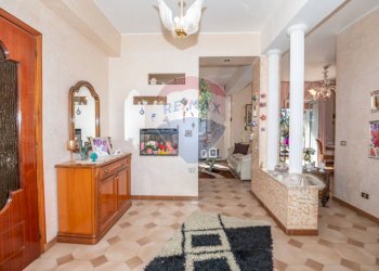 Hall / corridoio - Appartamento Via Duilio Gaio
 
21, Caltagirone - foto 34