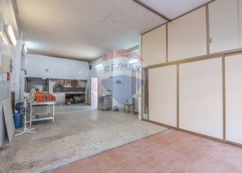 Parcheggio - Appartamento Via Duilio Gaio
 
21, Caltagirone - foto 39