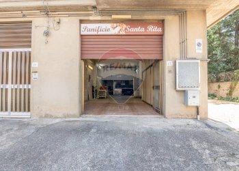 Edificio all\'aperto - Appartamento Via Duilio Gaio
 
21, Caltagirone - foto 42