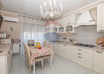 Cucina - Quadrilocale Via Fisicara
 
4, Caltagirone - foto 7