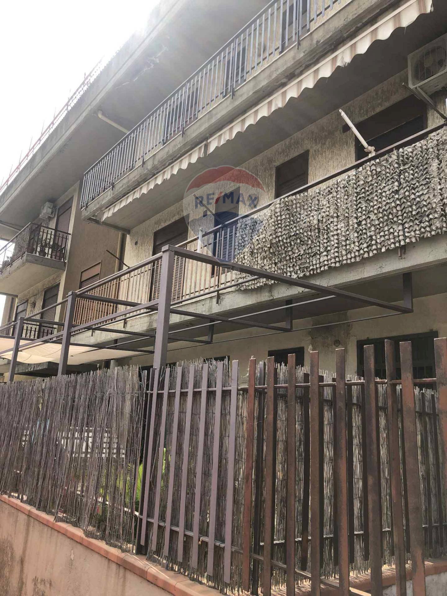 Edificio all\'aperto - Three-room apartment Via Del Fasano
 
49, Catania - photo 1