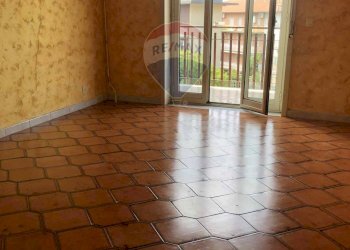 Stanza vuota - Trilocale Via Del Fasano
 
49, Catania - foto 3