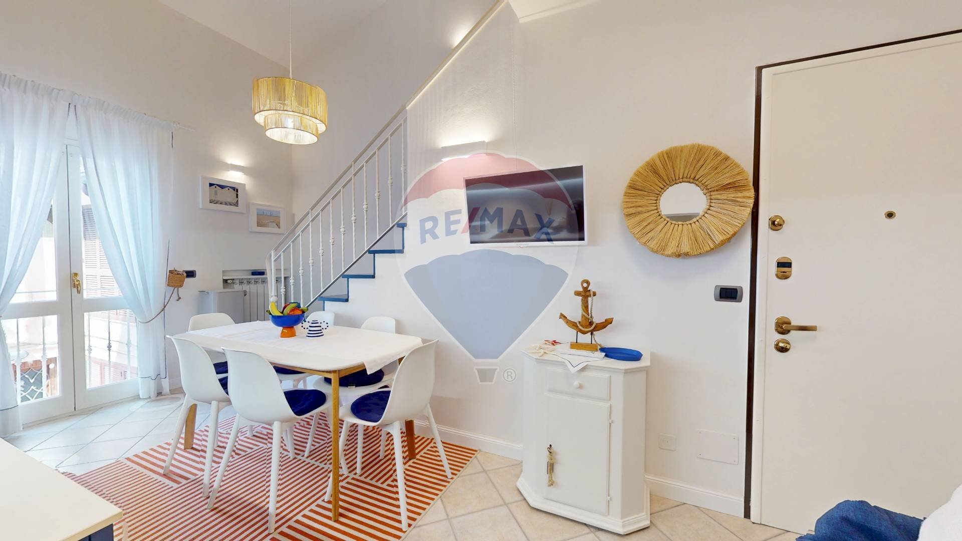 Sala da pranzo - Trilocale del fortino
 
32, Camaiore - foto 3