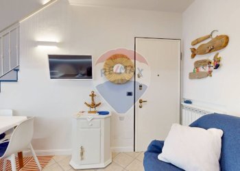 Sala da pranzo - Trilocale del fortino
 
32, Camaiore - foto 1