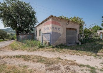 Casa all\'aperto - Quadrilocale Via Enrico Mattei
 
2, Castelplanio - foto 12