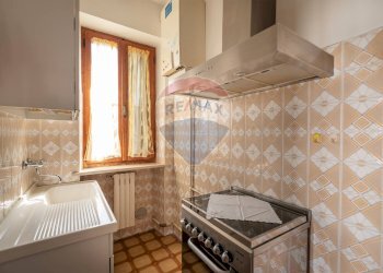 Cucina - Appartamento Via Cesare Battisti
 
3, Mergo - foto 4