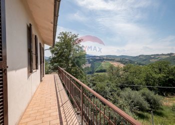 Balcone - Appartamento Via Cesare Battisti
 
3, Mergo - foto 11