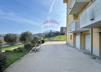 edificio all\'aperto - Quadrilocale via giacomo matteotti
 
176/a, Cupramontana - foto 19