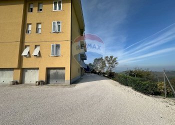 Edificio all\'aperto - Quadrilocale via giacomo matteotti
 
176/a, Cupramontana - foto 20