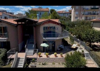 Casa all\'aperto - Quadrilocale Via don aldo montesi
 
6, Morro d'Alba - foto 1