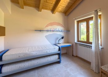 Camera / camera da letto - Quadrilocale Via don aldo montesi
 
6, Morro d'Alba - foto 16