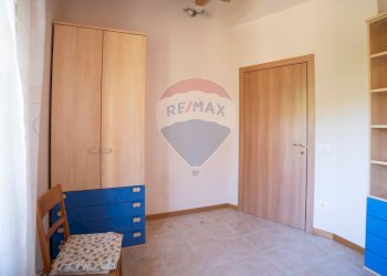 Camera / camera da letto - Quadrilocale Via don aldo montesi
 
6, Morro d'Alba - foto 20