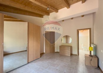 Stanza vuota - Quadrilocale Via don aldo montesi
 
6, Morro d'Alba - foto 24