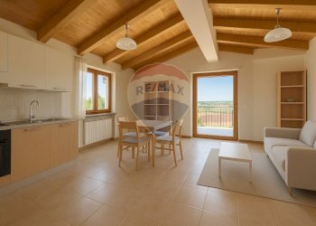 Sala da pranzo - Quadrilocale Via don aldo montesi
 
6, Morro d'Alba - foto 6