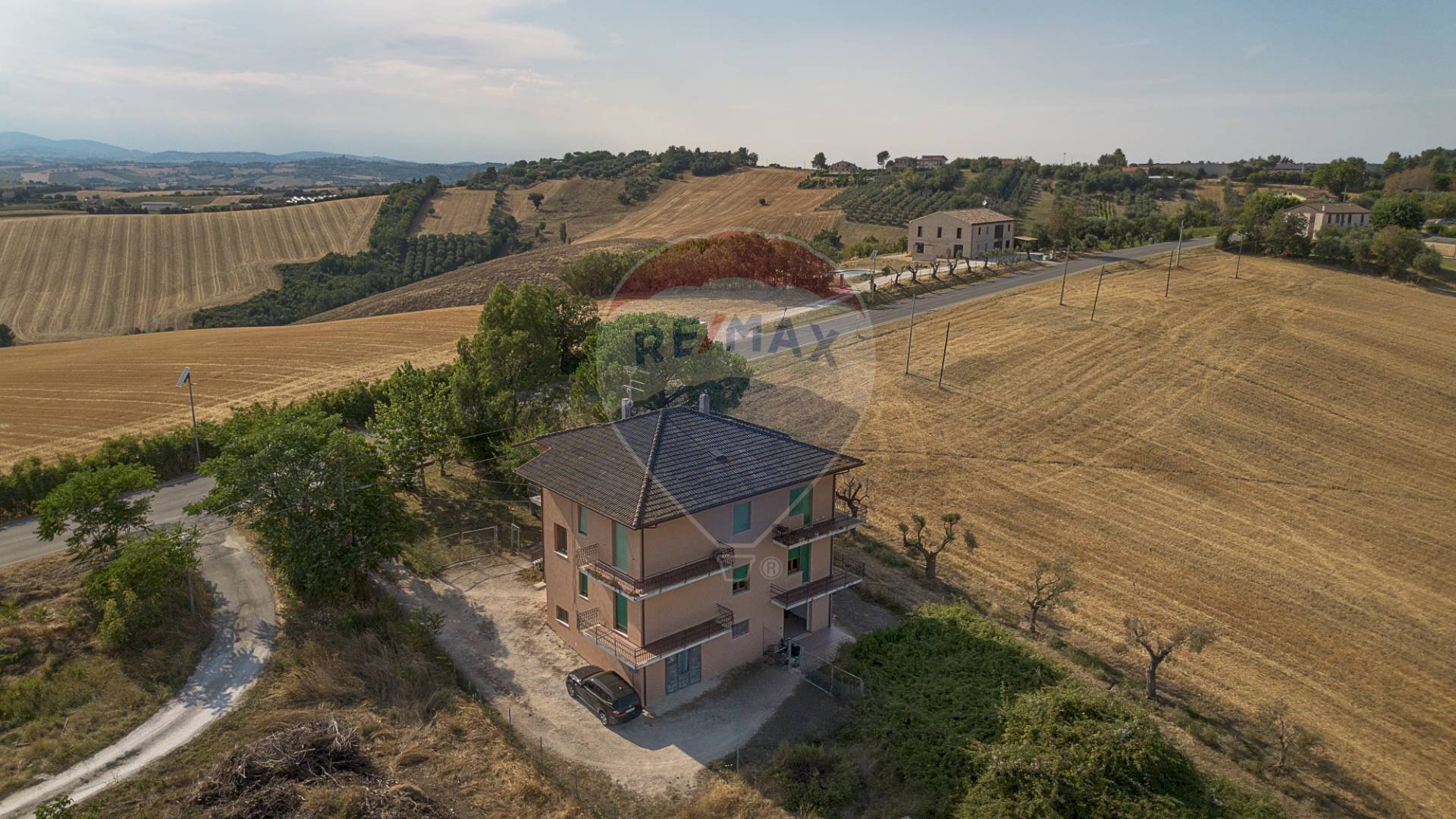 Edificio all\'aperto - Three-room apartment via rosciano, Belvedere Ostrense - photo 2