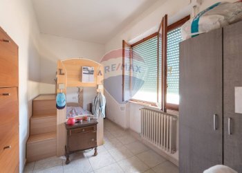 Camera / camera da letto - Trilocale via rosciano, Belvedere Ostrense - foto 7