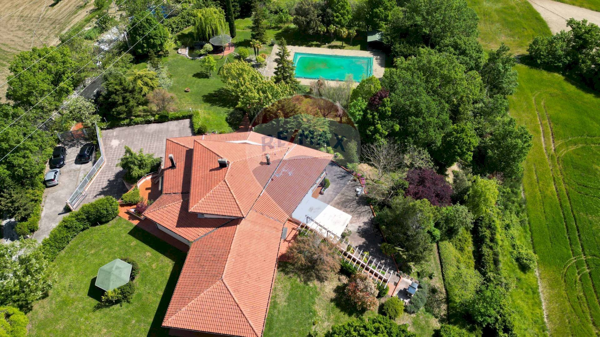 Casa all\'aperto - Villa Fabriano - foto 1