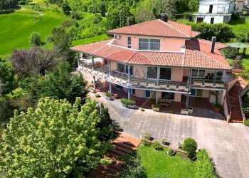 Casa all\'aperto - Villa Fabriano - foto 9