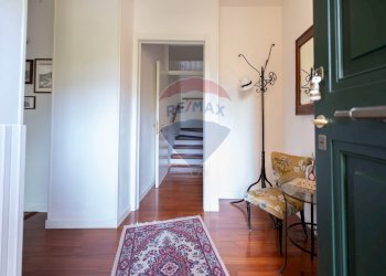 Hall / corridoio - Villa Via Don Minzoni
 
1, Serra San Quirico - foto 26