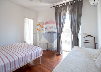 Camera / camera da letto - Villa Via Don Minzoni
 
1, Serra San Quirico - foto 29