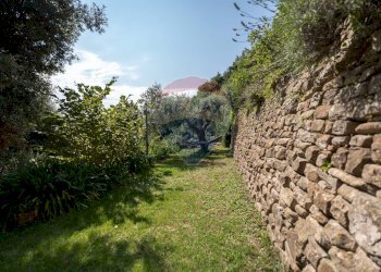 Giardino - Villa Via Don Minzoni
 
1, Serra San Quirico - foto 51